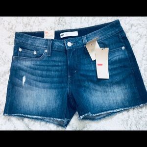Levi’s Denim Jean Shorts. Size 10/30. Blue